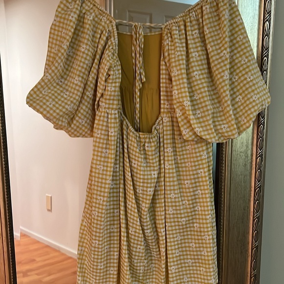 Botanik Studio Balloon Sleeve Mini Dress. Large EUC - Picture 5 of 5